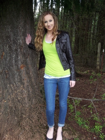 beautiful_of_Myelie3_full_body.JPG